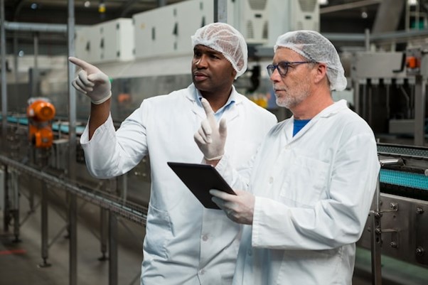 The Benefits of Training Employees on Food Safety Practices